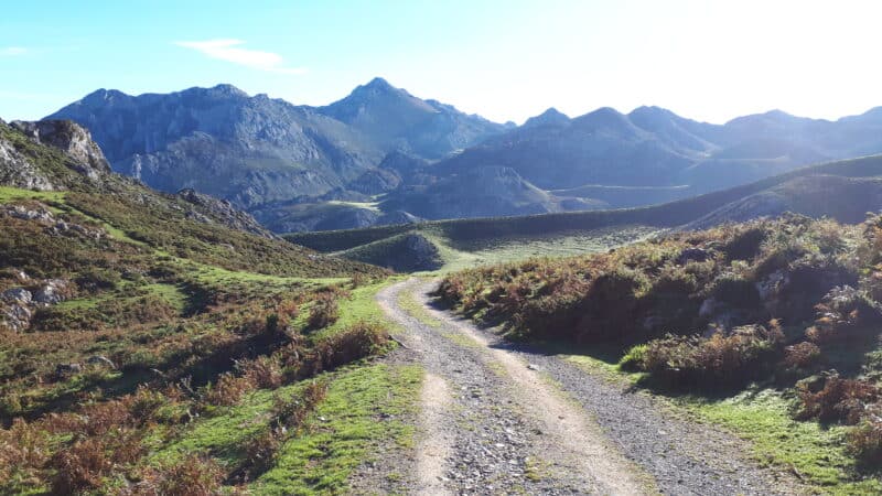 Ruta-de-las-majadas-Picos-de-Europa-Covadonga-Asturias-Cantabria