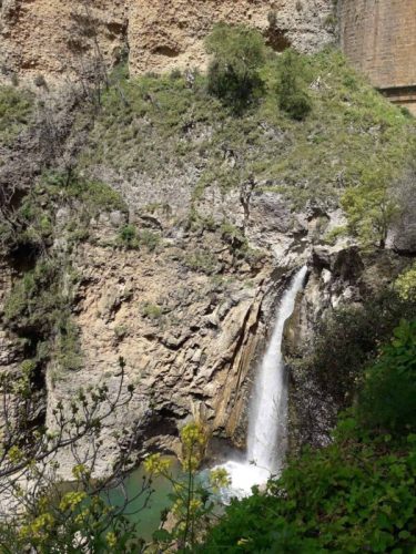 cascada-río-Guadalevin-bajo-el-puente-Nuevo-Ronda-Málaga
