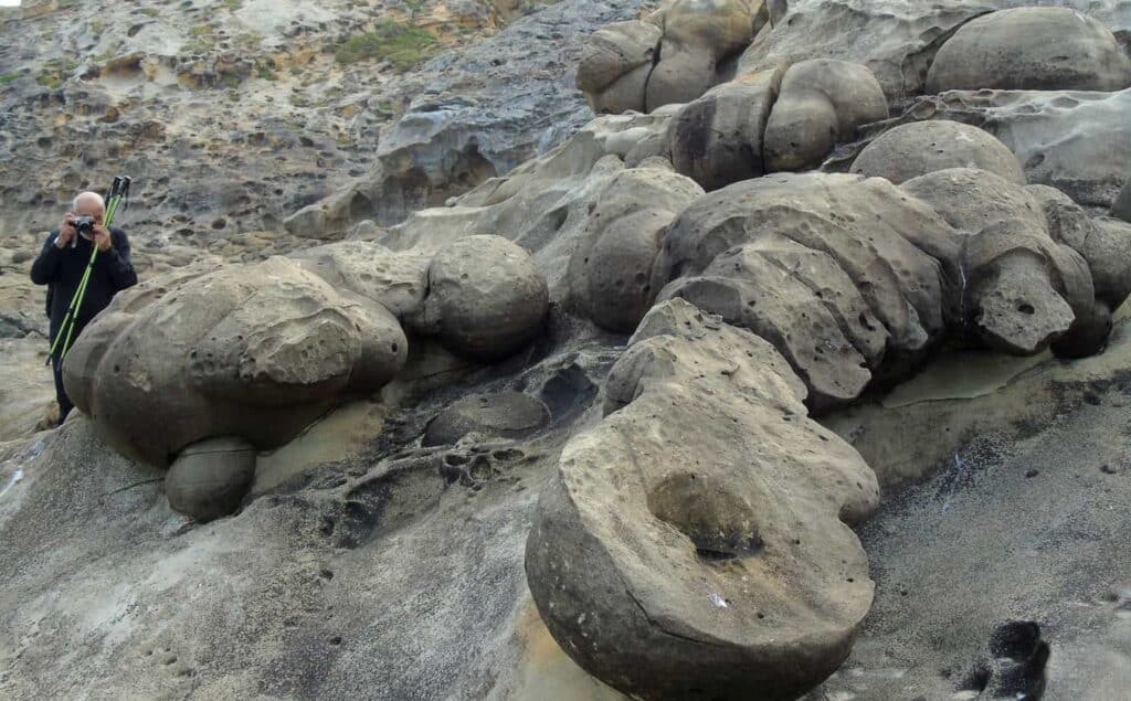 Paramoudras. Playa de los fósiles.