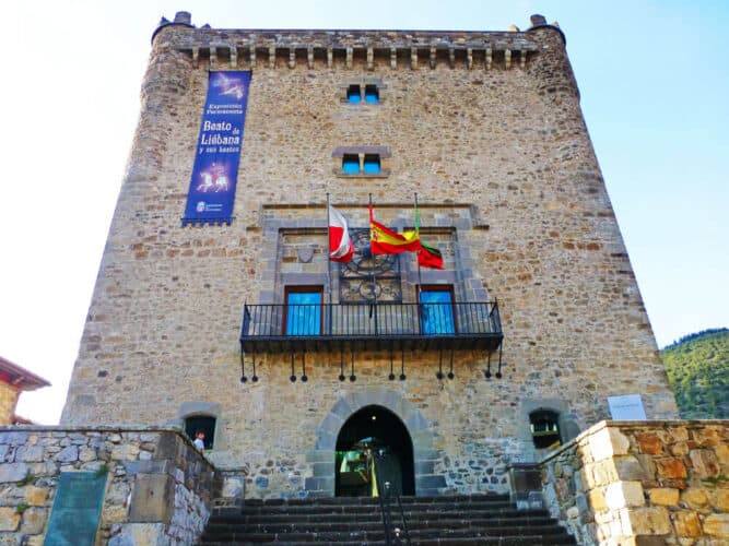 Torre-del-Infantado-Potes-Cantabria